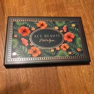 Ace Beaute Nostalgia Palette